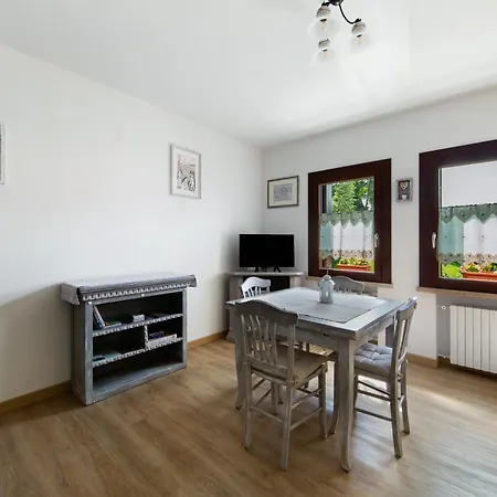 La Casa Di Monte Ricco Appartement *